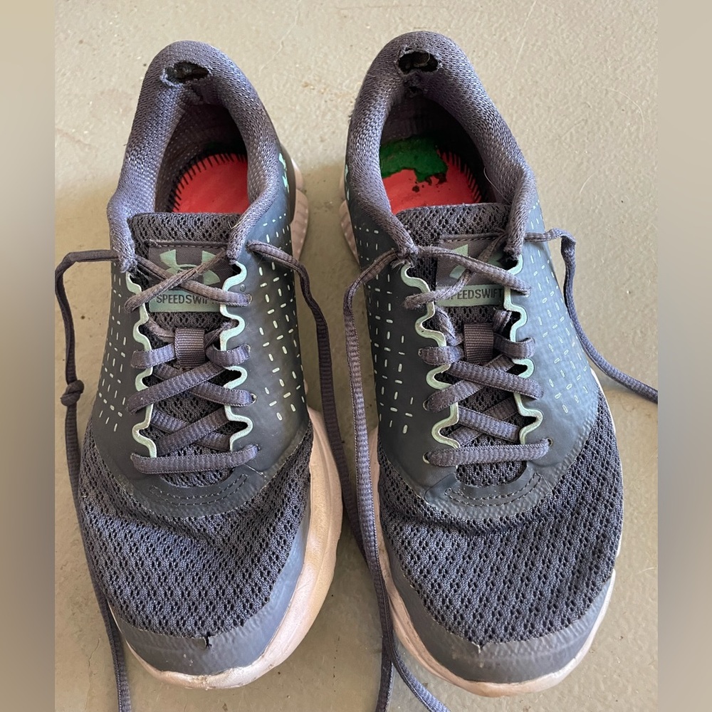Women’s Under Armour Sneakers (no inserts)